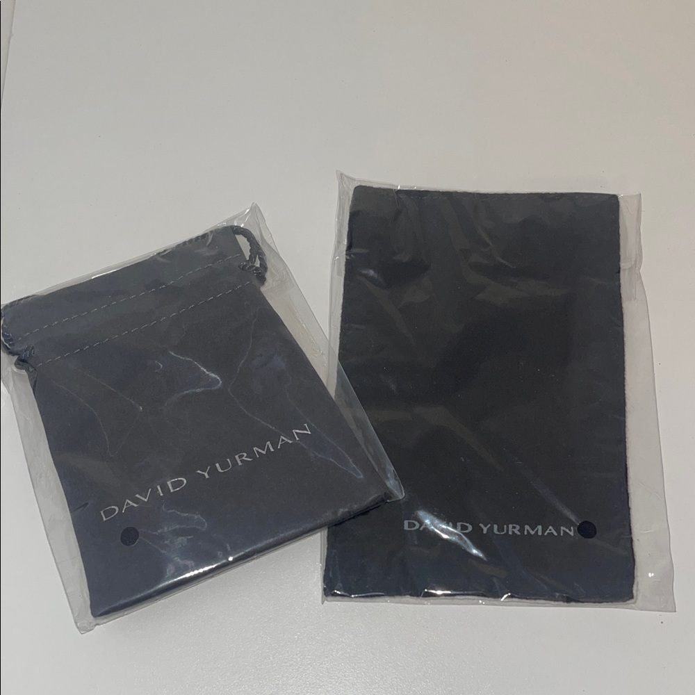 David Yurman Black Pouch & cleaning cloth